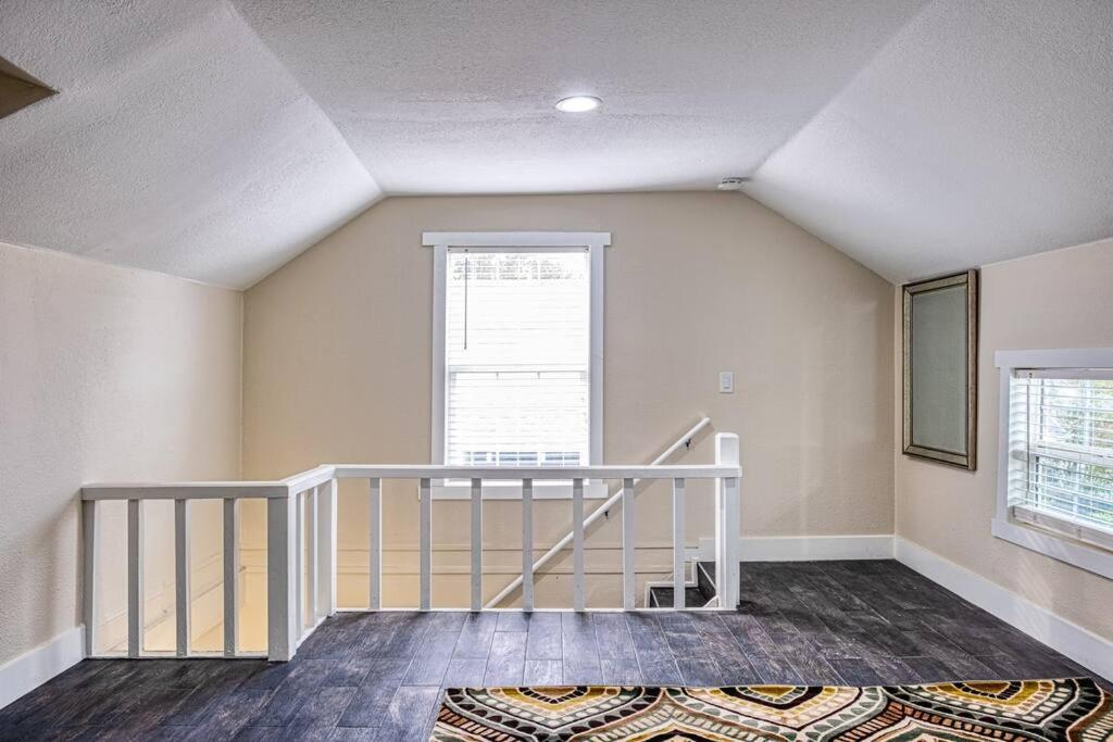 4Br Victorian Walk To Uc Davis & Shriner Med Cen Villa Sacramento Buitenkant foto