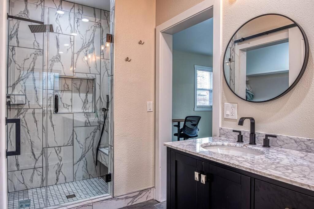 4Br Victorian Walk To Uc Davis & Shriner Med Cen Villa Sacramento Buitenkant foto